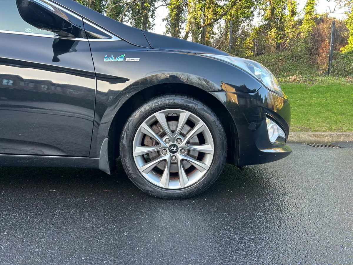 Hyundai i40 2015 NCT03/27 - Image 4