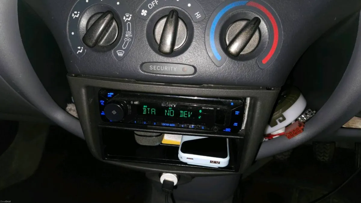 Toyota Yaris - Image 4