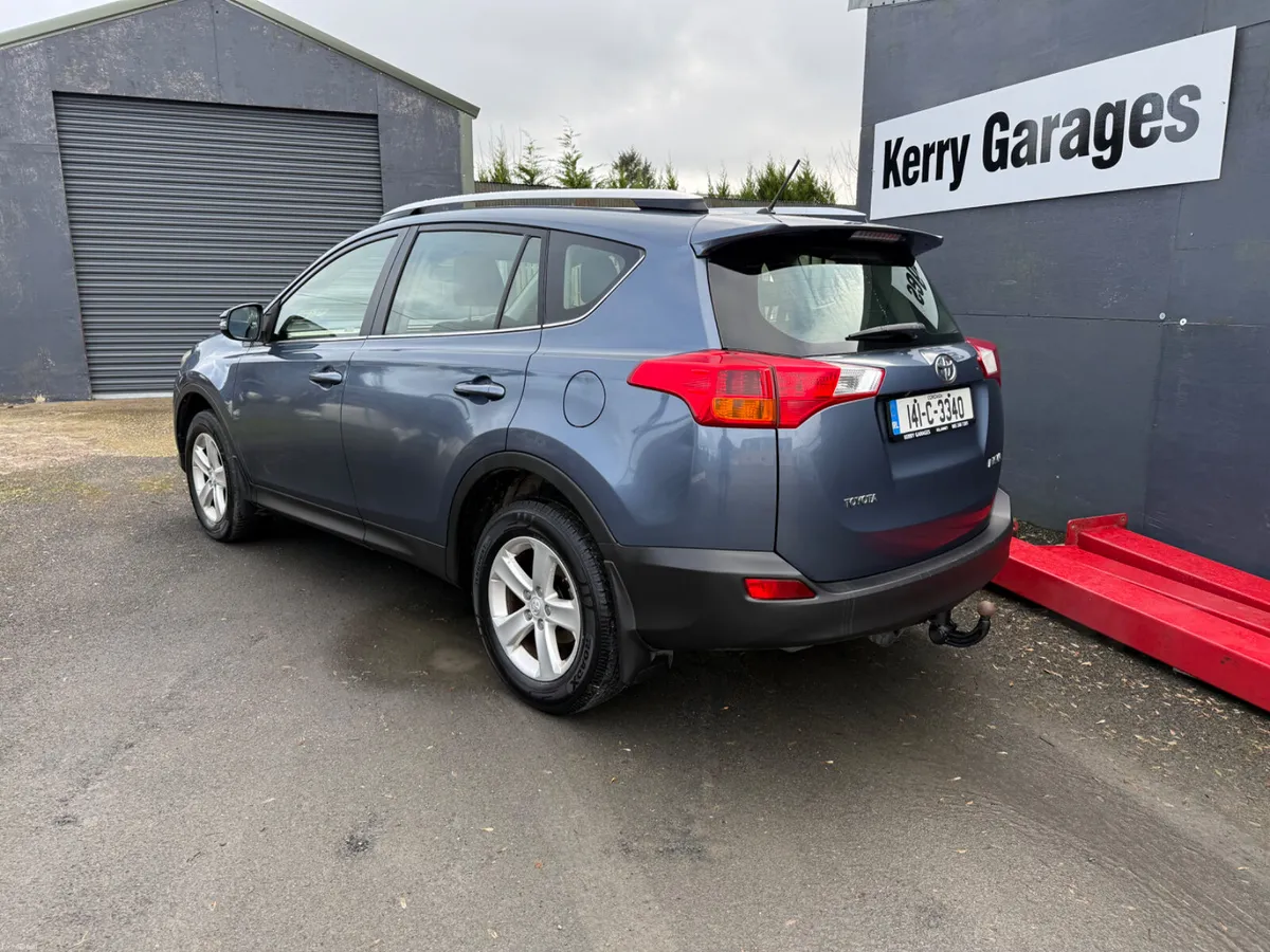 2014 (141) Toyota RAV4 - Image 3