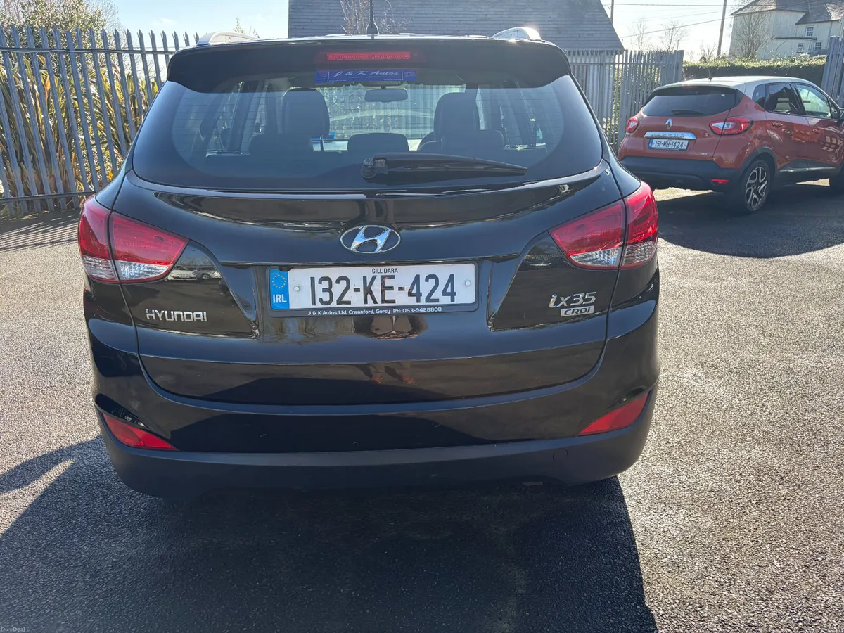 Hyundai ix35 2013, 1.7 Diesel Executive 2WD 115hp - Image 2