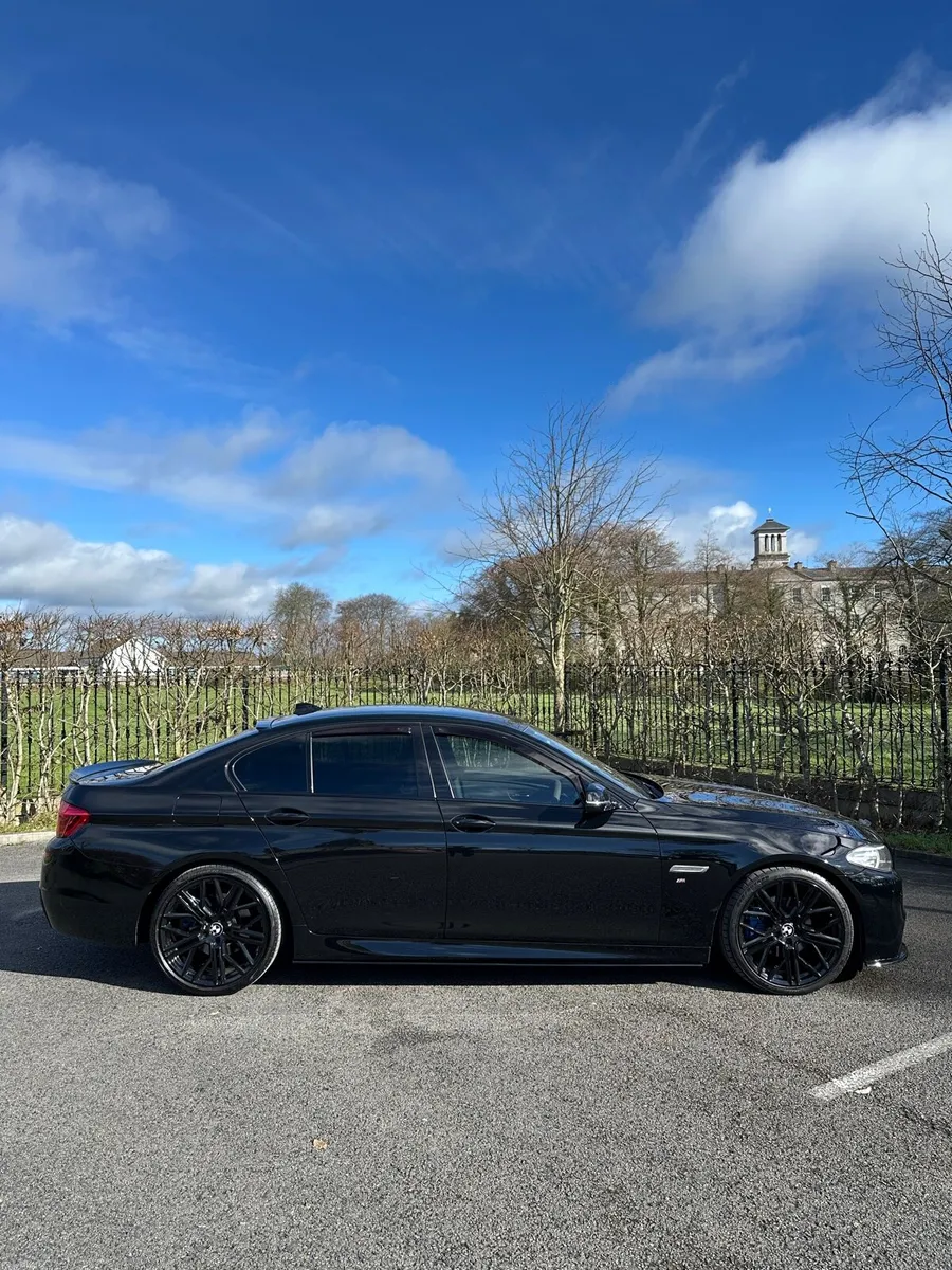 2016 BMW 520D MSPORT AUTO MPERFORMANCE - Image 3