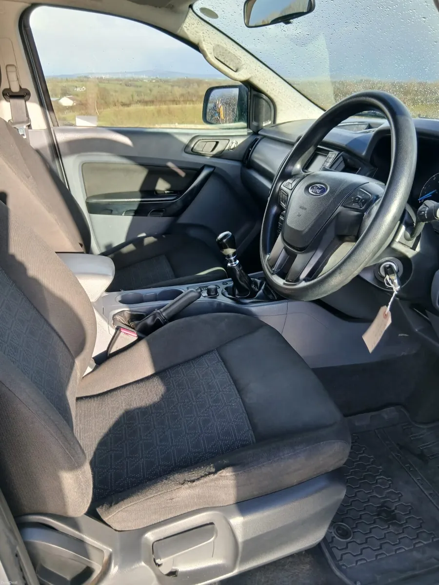 Ford Ranger - Image 6