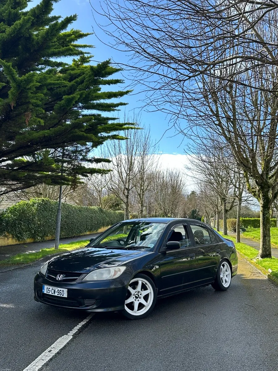 2005 Honda civic - Image 4