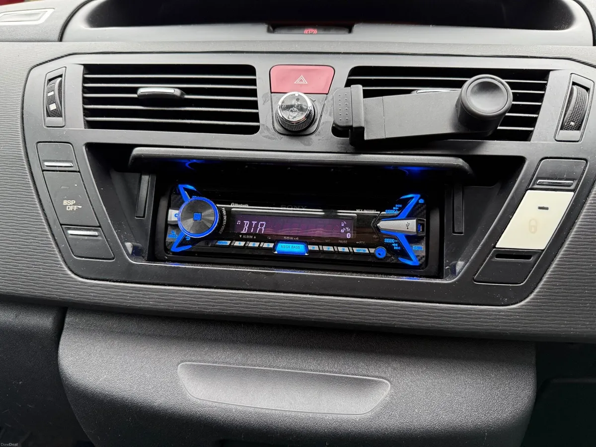 Citroen Grand C4 Picasso VTR+e-HDI Automatic - Image 3