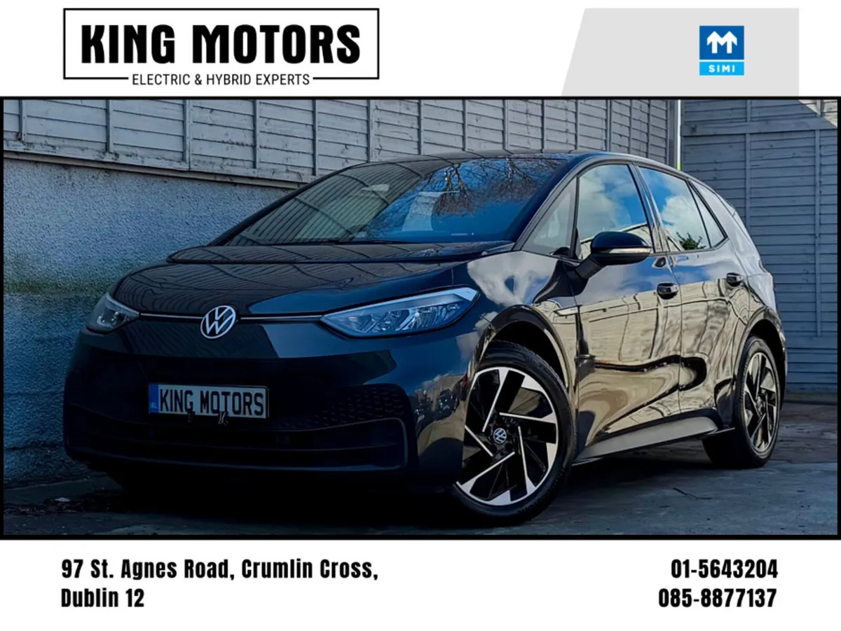 Volkswagen ID.3 2023 / LIFE PRO / ALLOYS /APPLE - Image 4