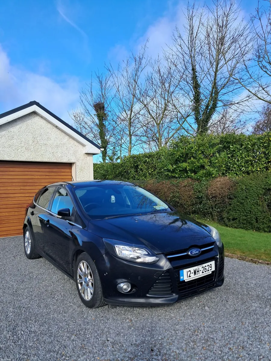 Ford Focus 2012 - Image 2