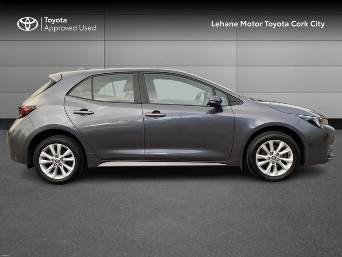 Toyota Corolla HYBRID LUNA H/8 4DR AUTO H/B - Image 3