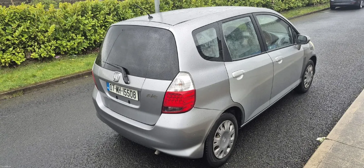 Honda Fit 2007 – Automatic – NCT 08/2026 - Image 2