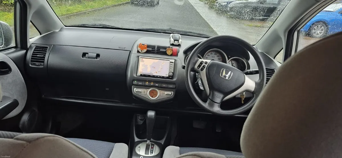 Honda Fit 2007 – Automatic – NCT 08/2026 - Image 3