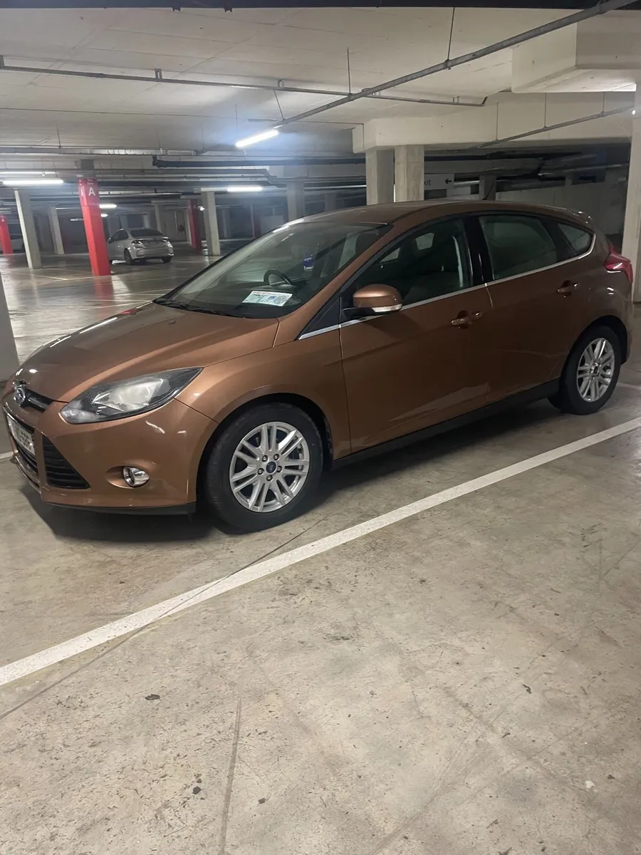 Ford Focus 2013 - Image 2