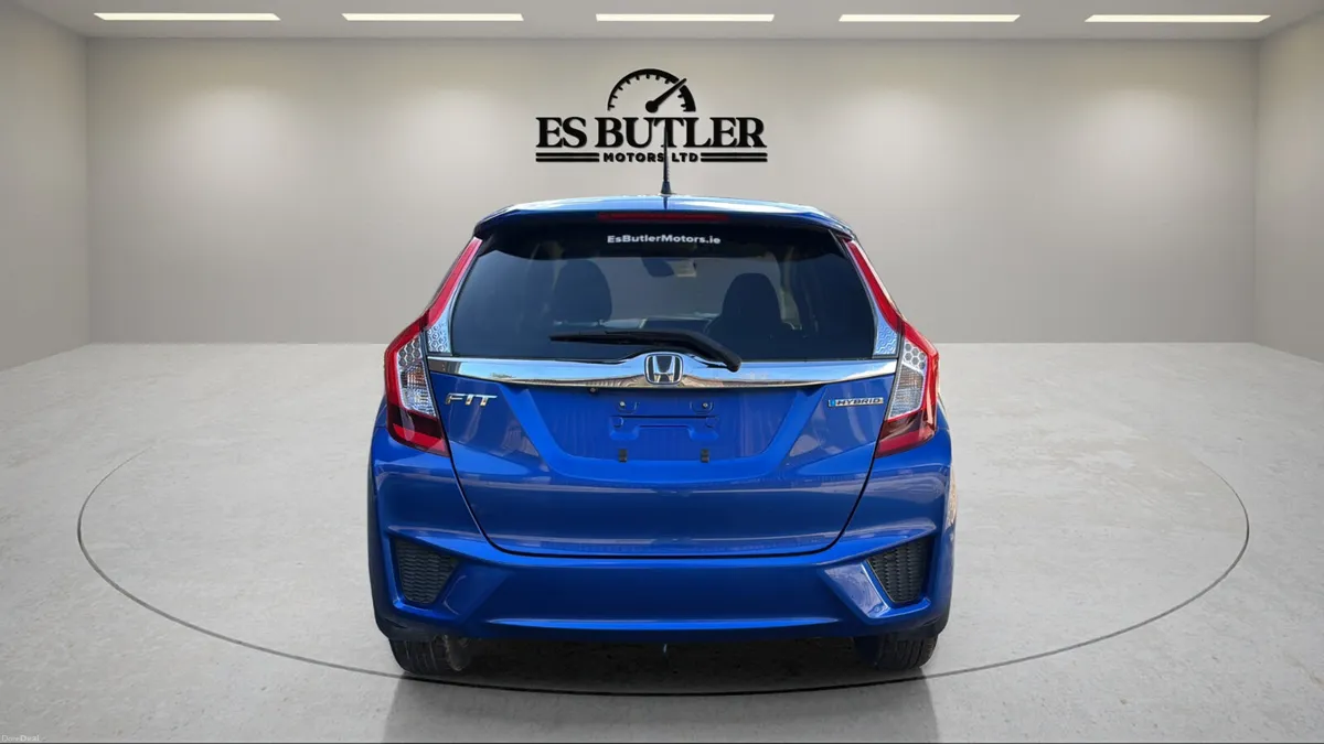 171 Honda Fit 1.5L AUTO PETROL HYBRID 1YR WARRANTY - Image 3
