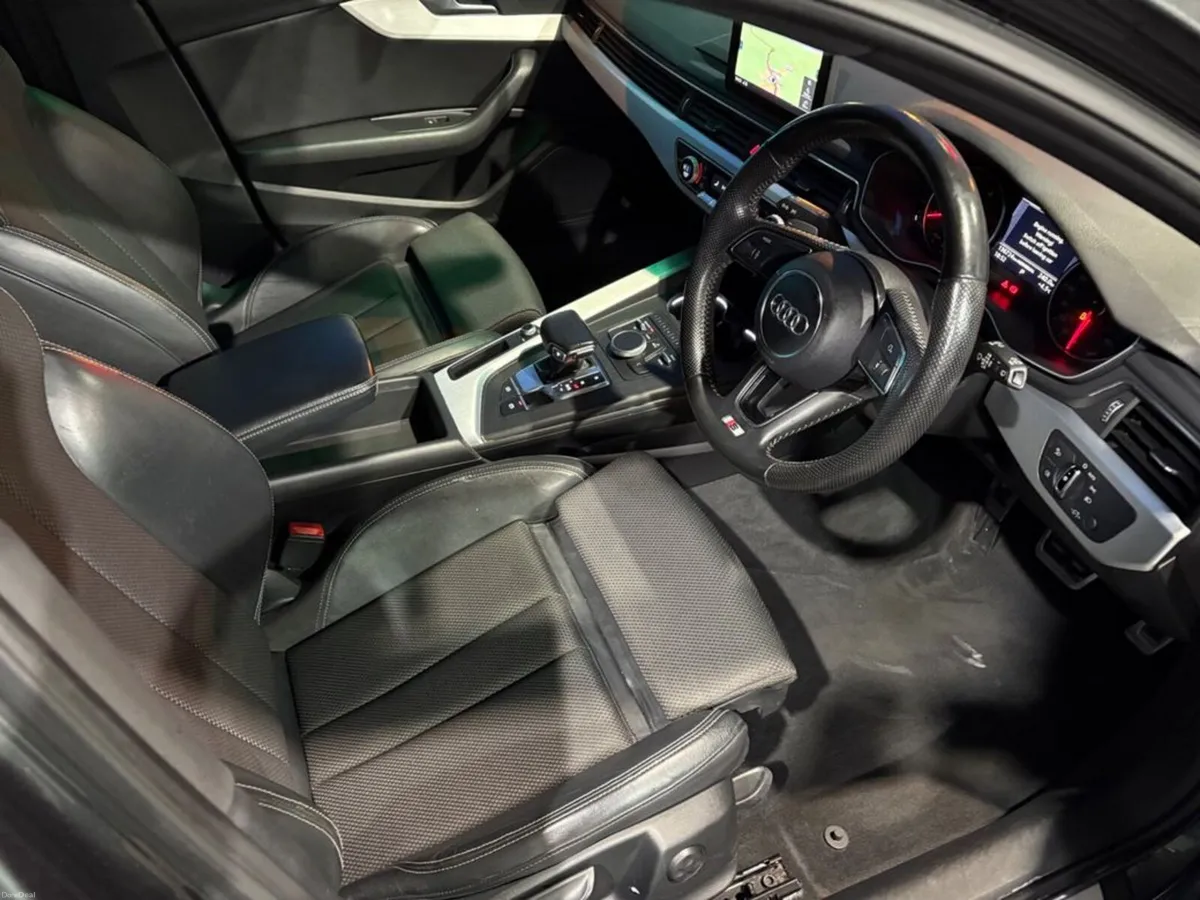 Audi A4 S-Line Avant Auto - Image 3
