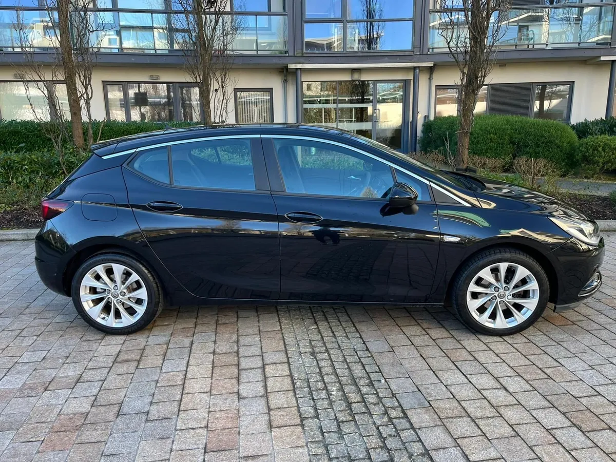 Opel Astra 2017, 1.4 Petrol - Low mileage 69k - Image 3
