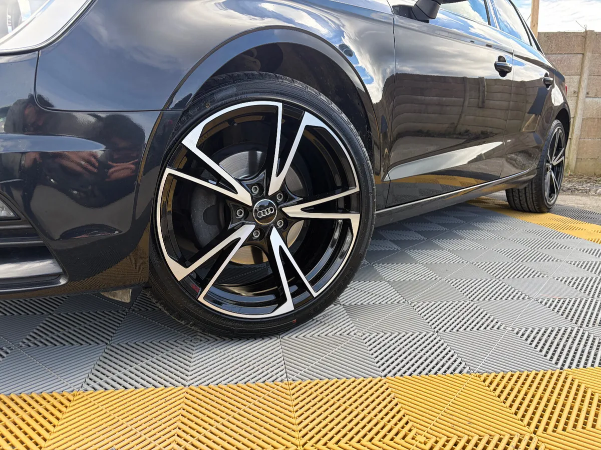 Audi A3 Saloon 1.4 TFSI Auto - Image 3