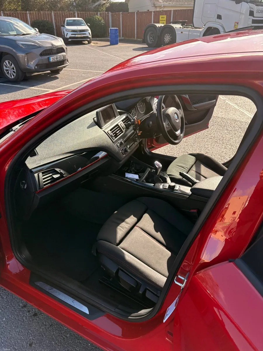 BMW 1-Series 2012 - Image 4