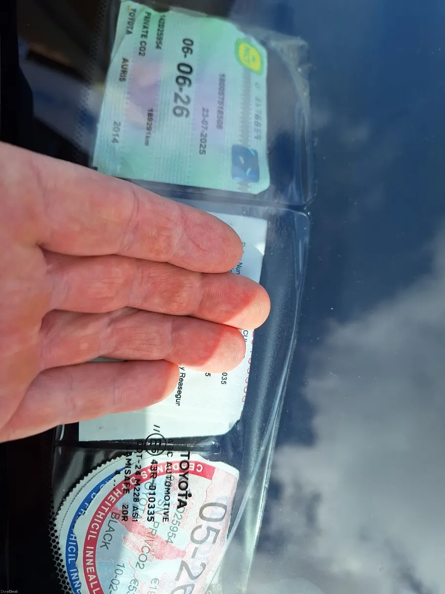 Toyota Auris 2014 - Image 1