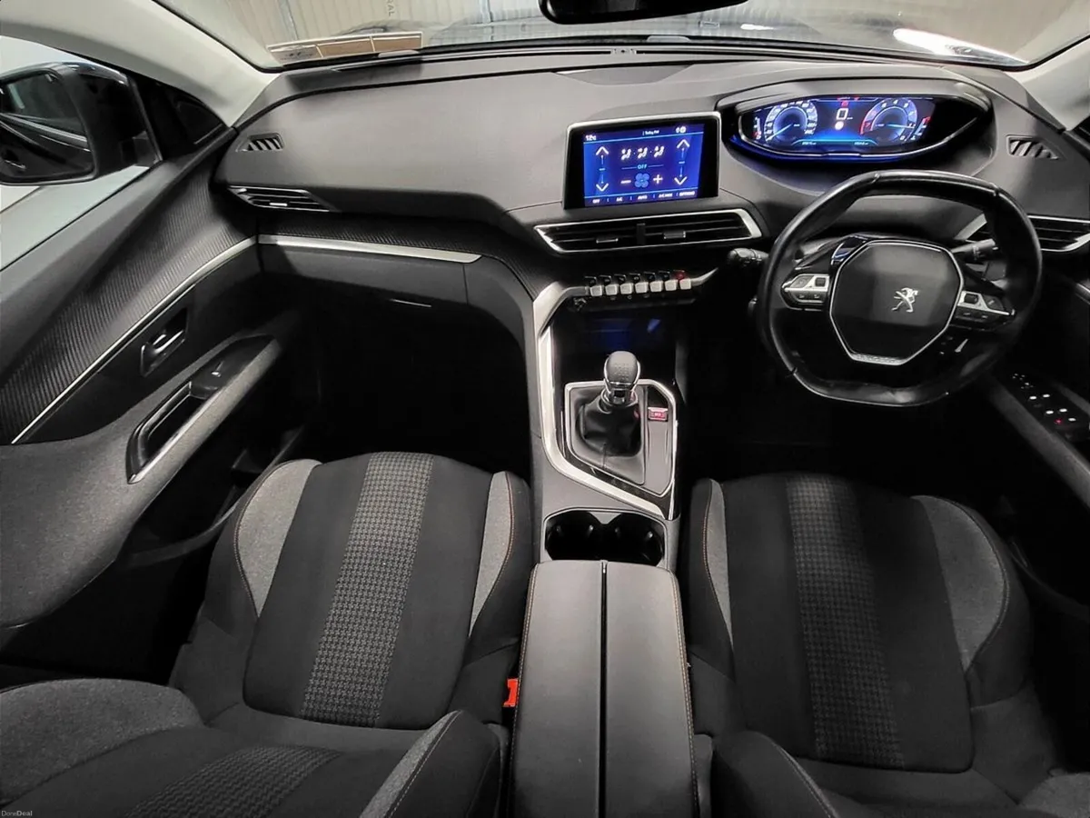 Peugeot 5008 1.2 PureTech 130 Active - Image 4