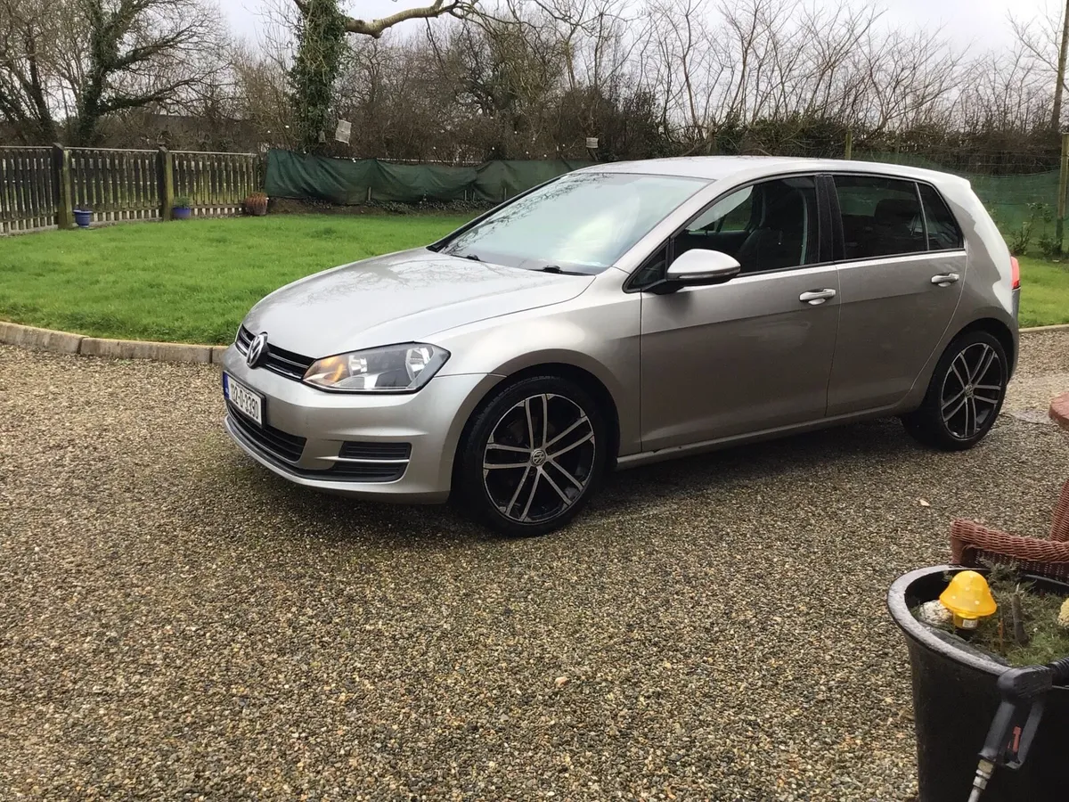 Volkswagen Golf 1.6 tdi bluemotion - Image 2