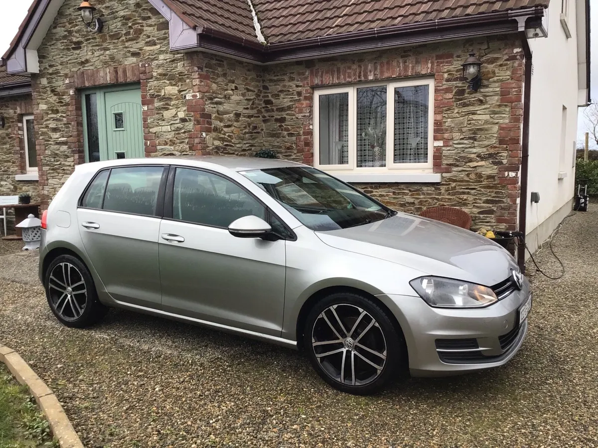 Volkswagen Golf 1.6 tdi bluemotion - Image 1
