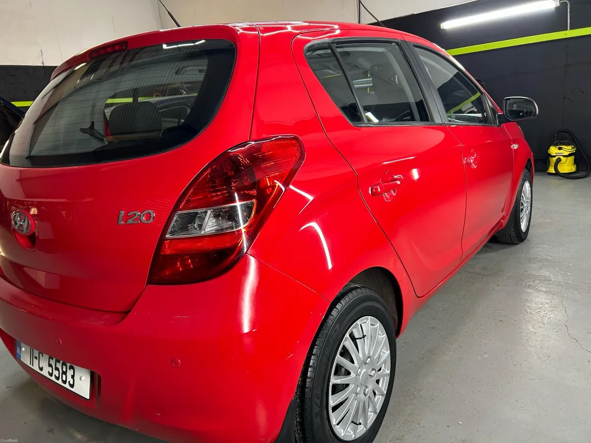 Hyundai i20 1.2 only 94000kms - Image 4