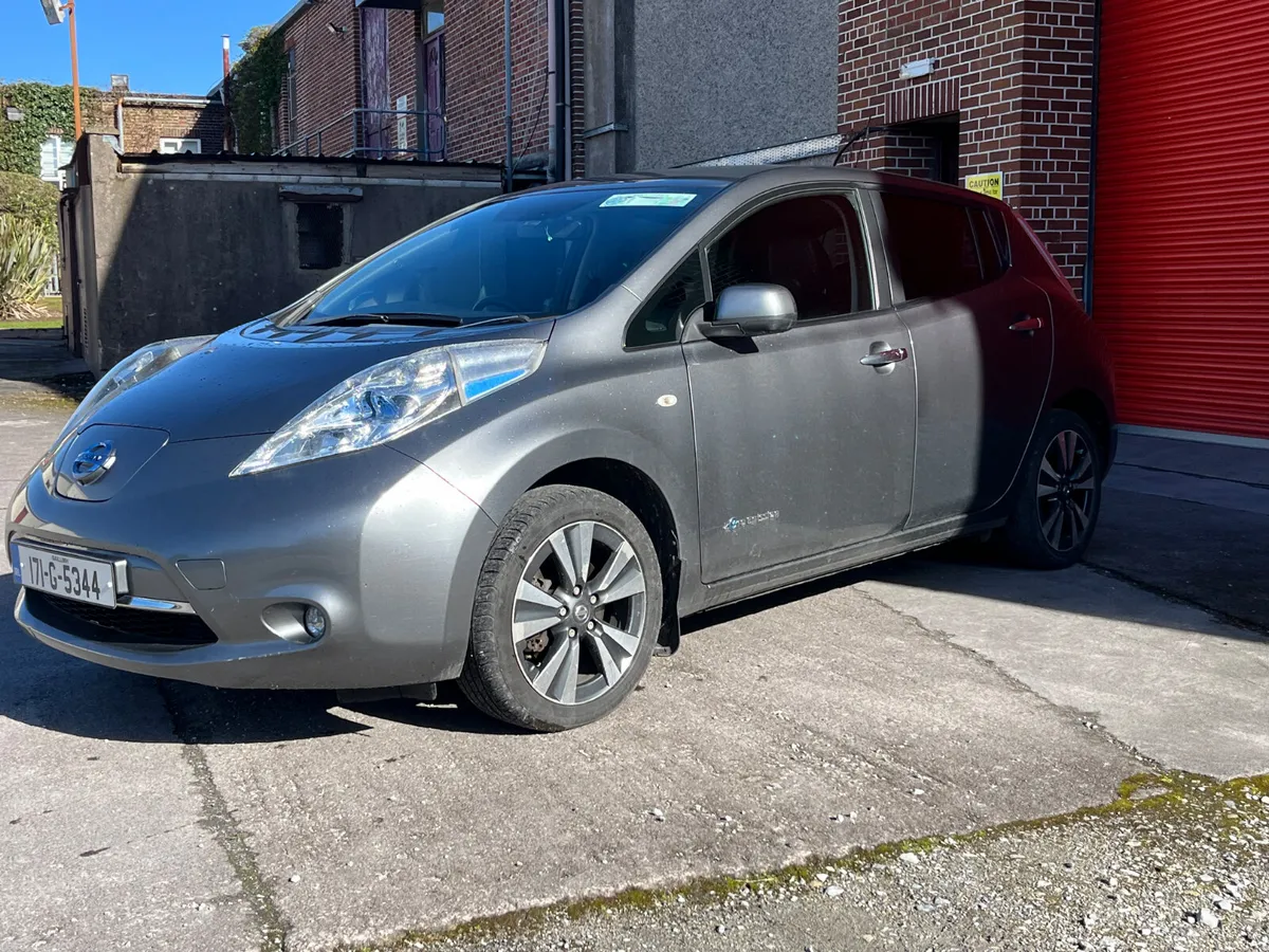 Nissan Leaf 2017 - Image 2