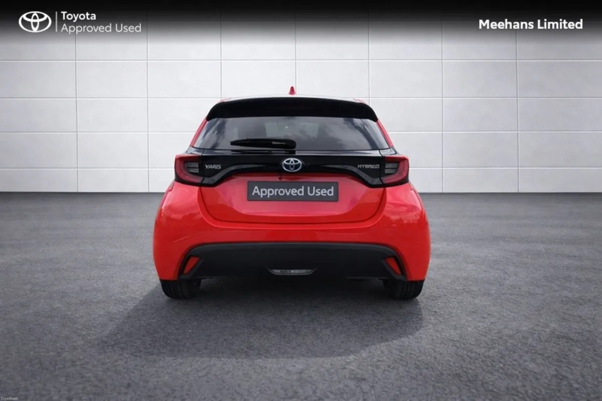 Toyota Yaris Luna Sport - Image 4