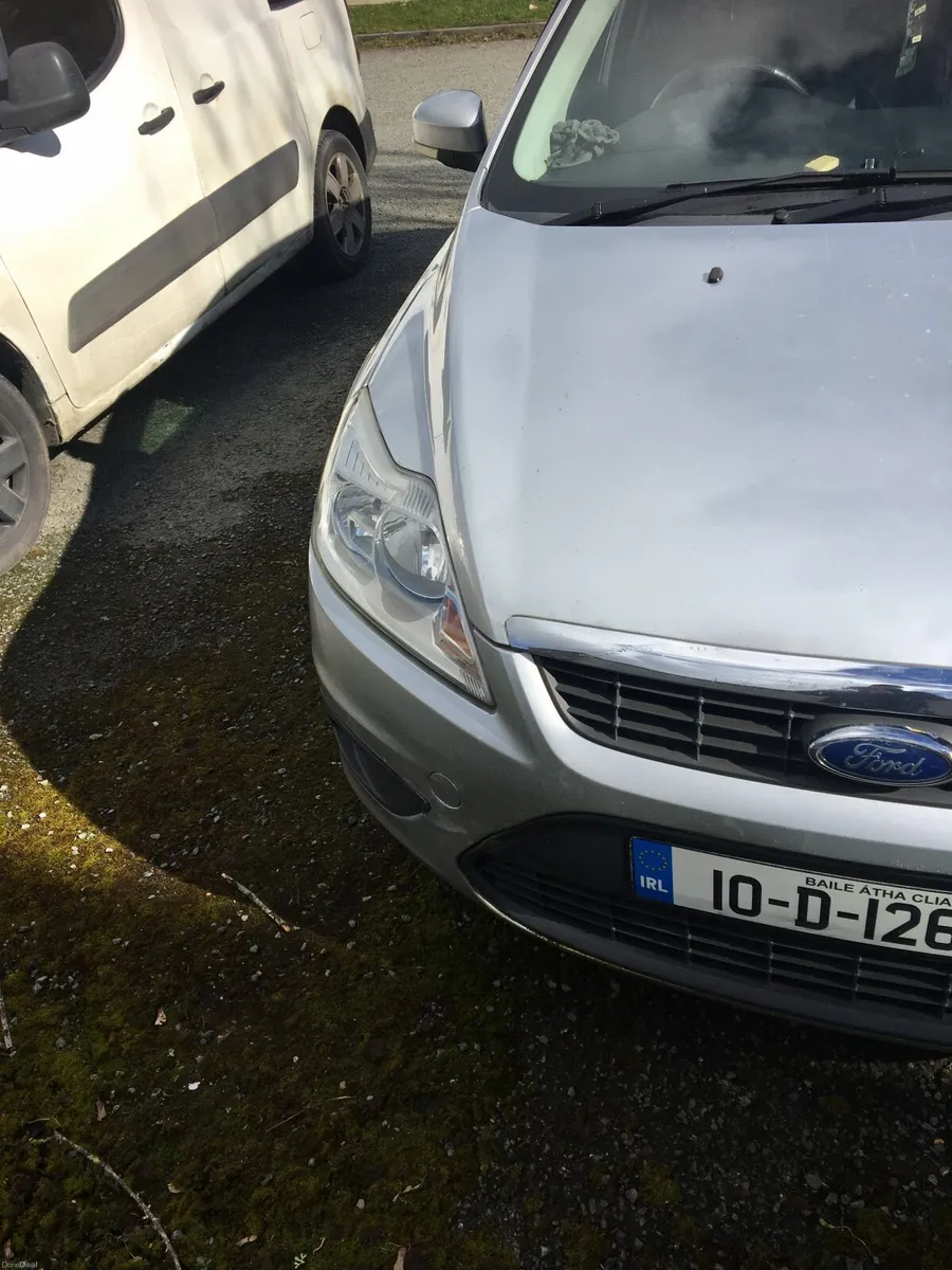 Ford Focus 2010 - Image 1