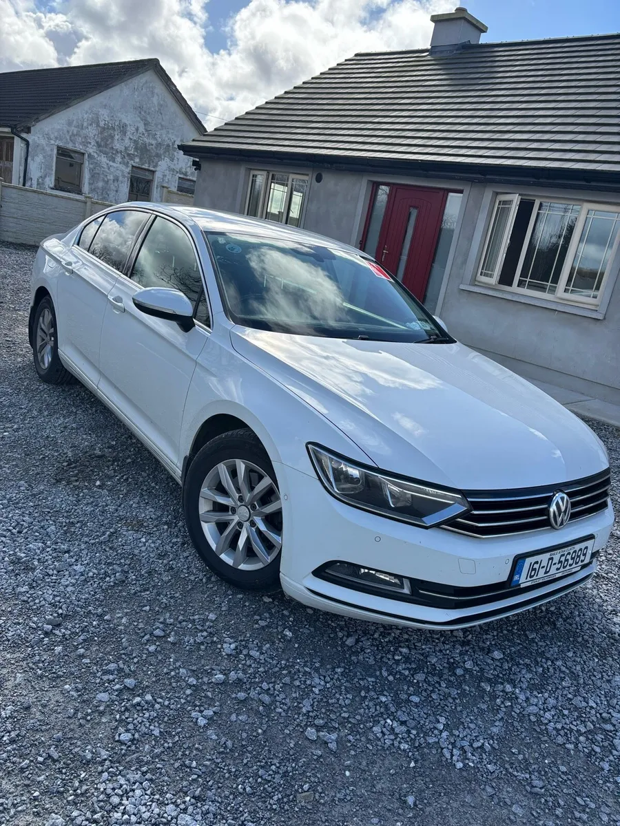 Volkswagen Passat 2016 - Image 1