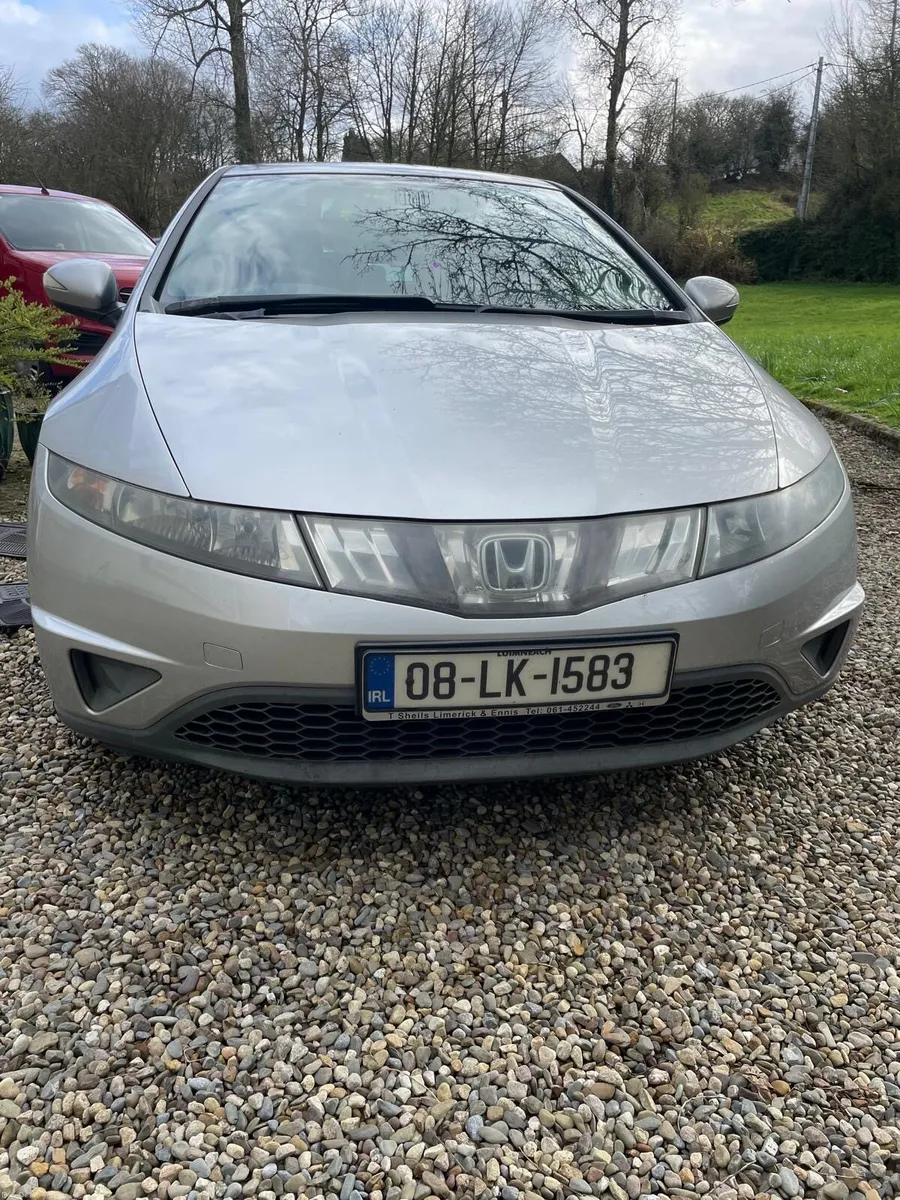 2008 Honda civic - Image 2