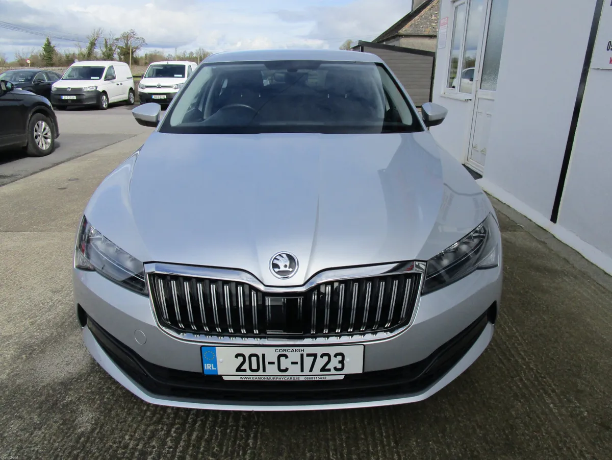 Skoda Superb 2020 - Image 2
