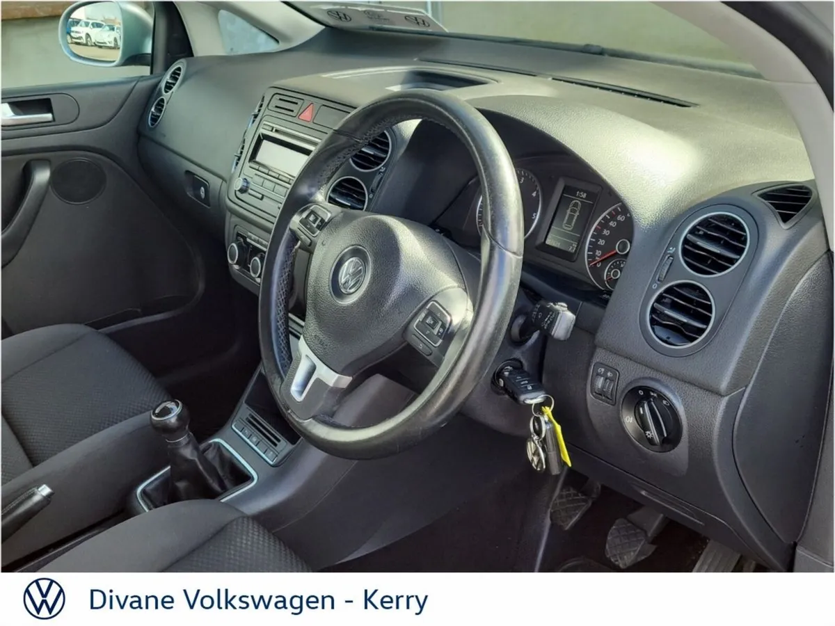 Volkswagen Golf Plus 1.6 TDI 90BHP TRENDLINE 5 DOO - Image 4