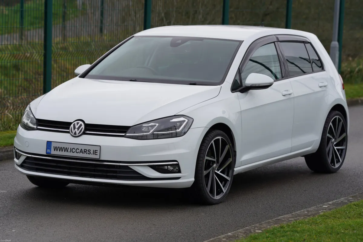 2018 VW Golf 1.2 TSI  AUTO - Image 2