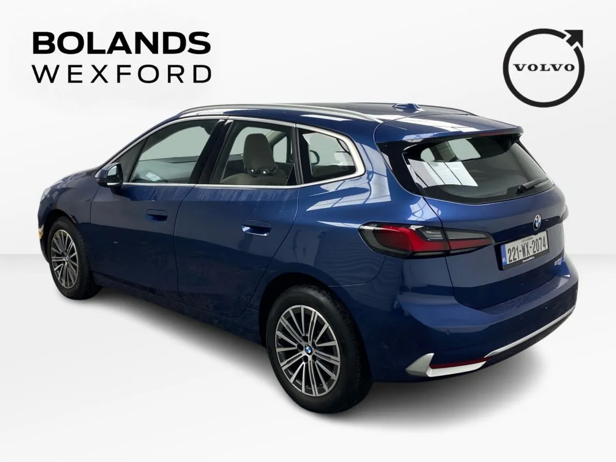 BMW 2-Series 218 Diesel SUV Auto - Image 3