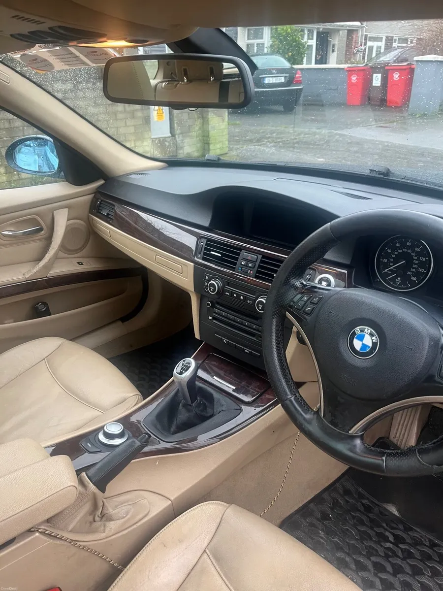 BMW 3-Series 2008 - Image 3