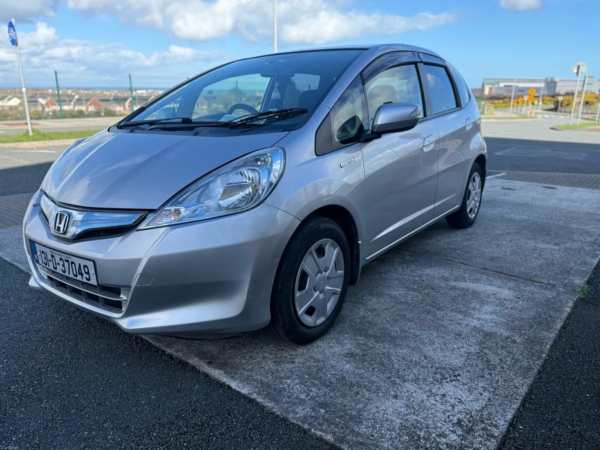131 Honda fit / jazz Hybrid 1.3 NCT - Image 1