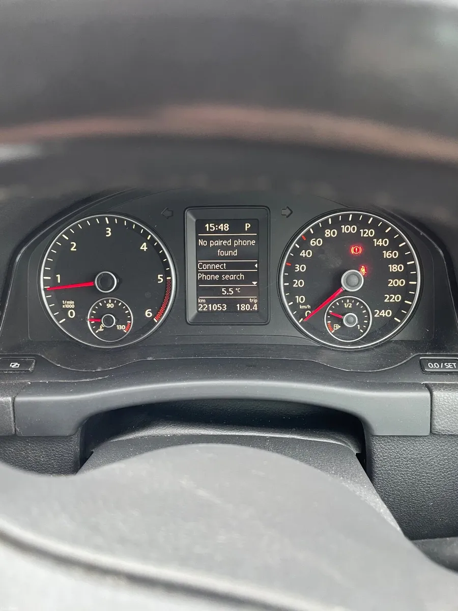 Volkswagen Golf Plus TDI Automatic 2011 - Image 2