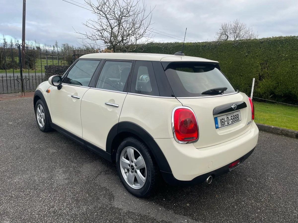 Mini Cooper D - Image 4