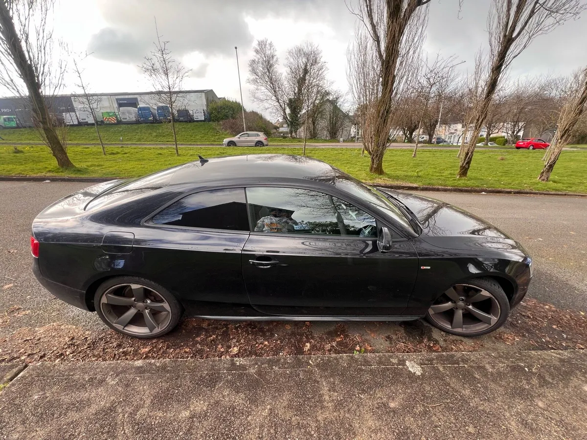 2011 Audi A5 S-line Coupé 2.0 TDI Manual - Image 4