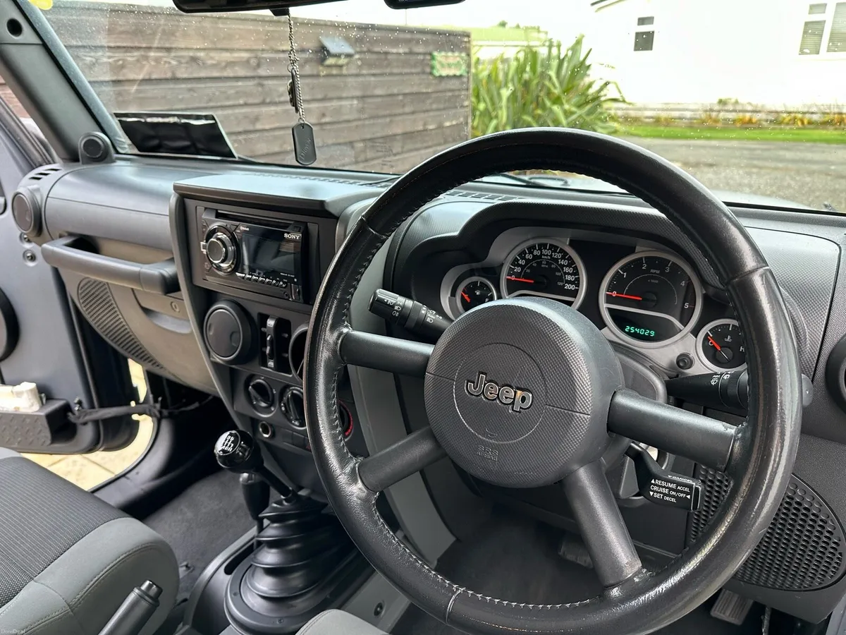 Jeep - Image 5