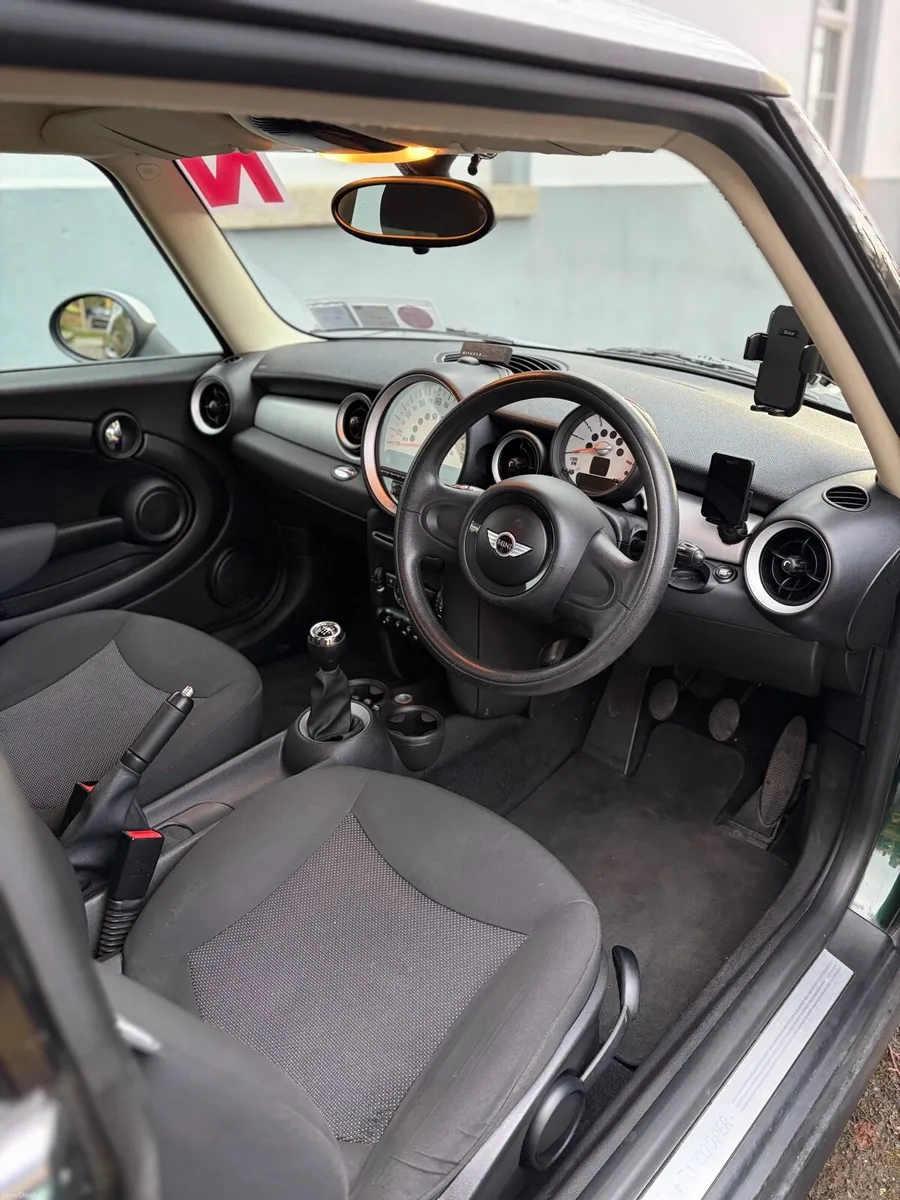 2012 1.6L Mini Cooper R56 - Image 3