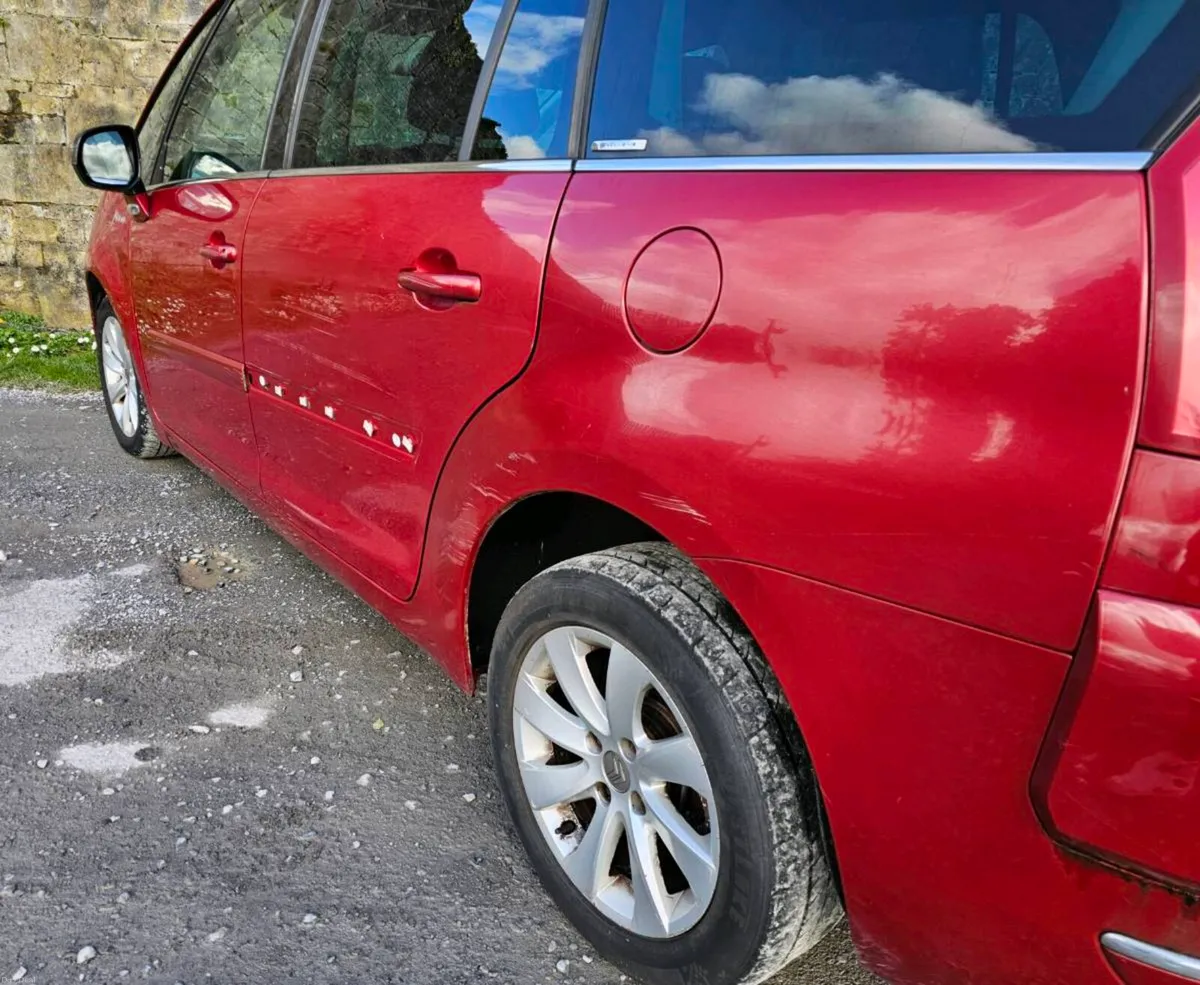 Citroen C4 Picasso 7 seater, diesel automatic - Image 4