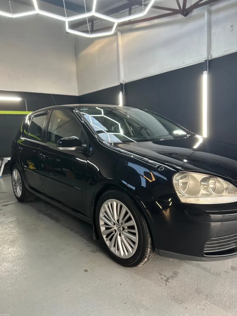 Volkswagen Golf 1.4 - Image 1