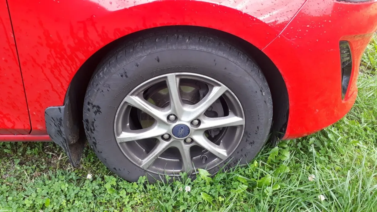 Ford Fiesta 2018 - Image 2