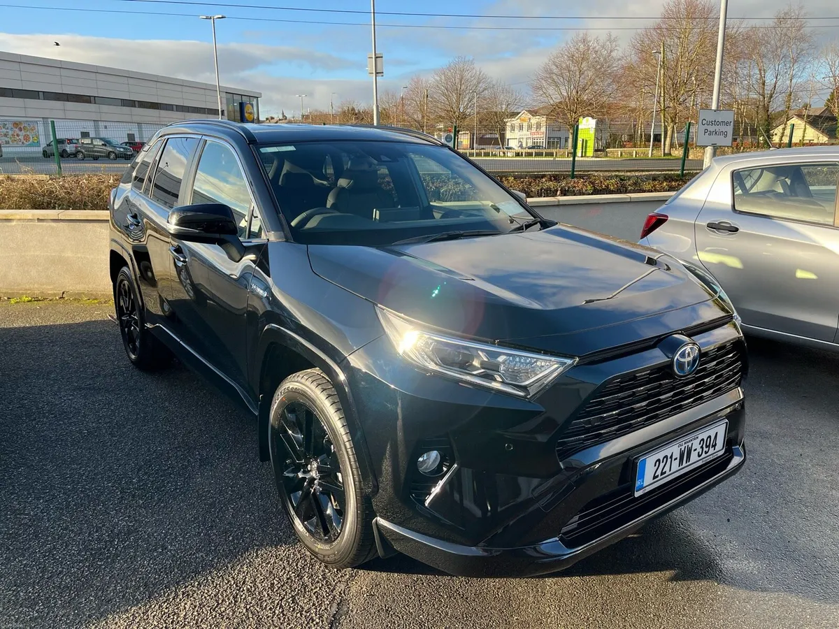 Toyota RAV4 black edition - Image 1