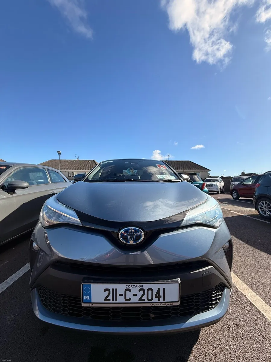 2021 Toyota C-HR sport | Full Toyota service - Image 3