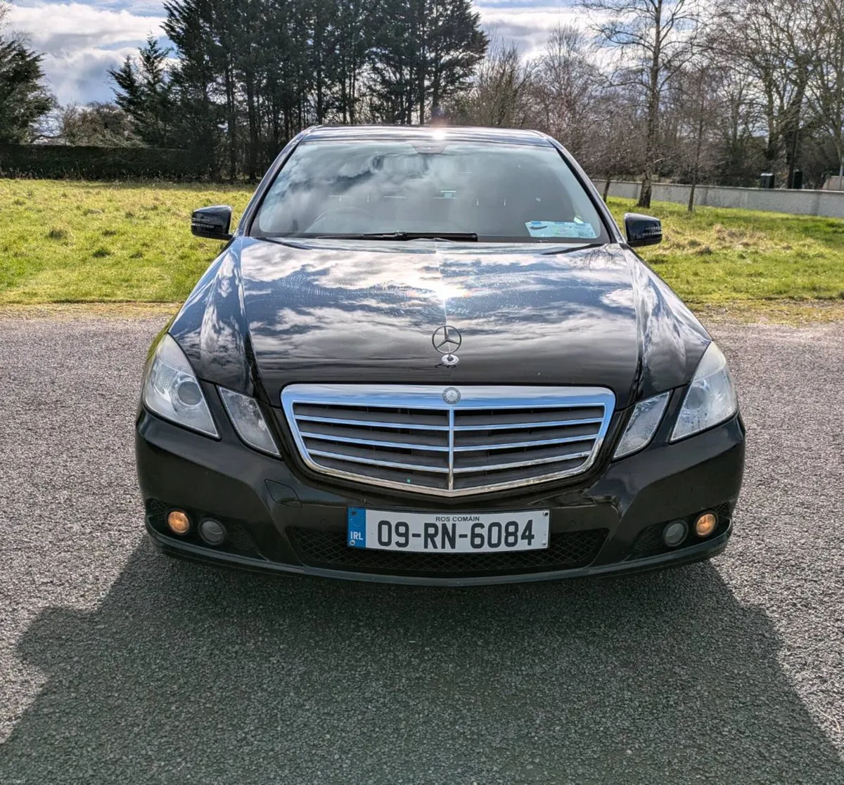 Mercedes Benz E-class/ AUTO/ NCT 01/27 & TAX - Image 2