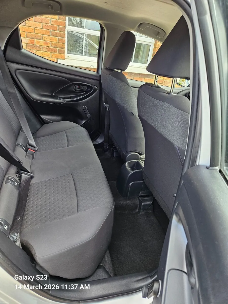 Toyota Yaris 2021 - Image 3