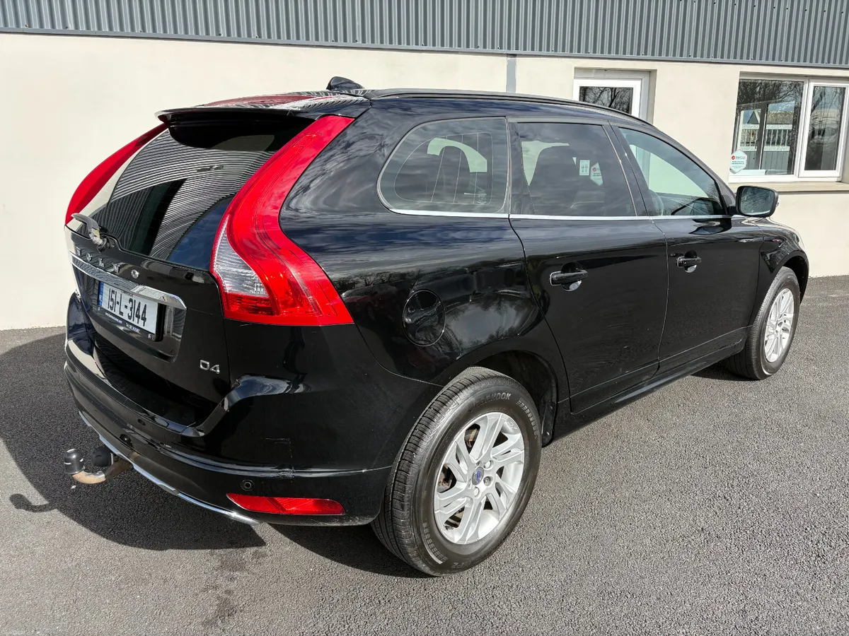 151 Volvo XC60 D4 2.0D SE - Image 4