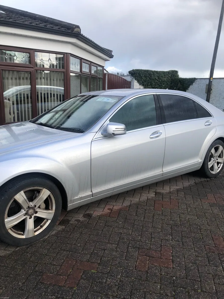 Mercedes car - Image 2