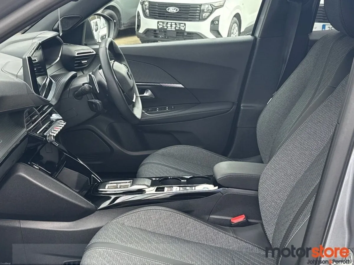 Peugeot 2008 HYBRID Automatic 145BHP  Allure - Image 4